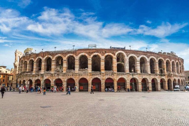 Opera Houses in Italy: What to Know about going to the Opera in Italy ...